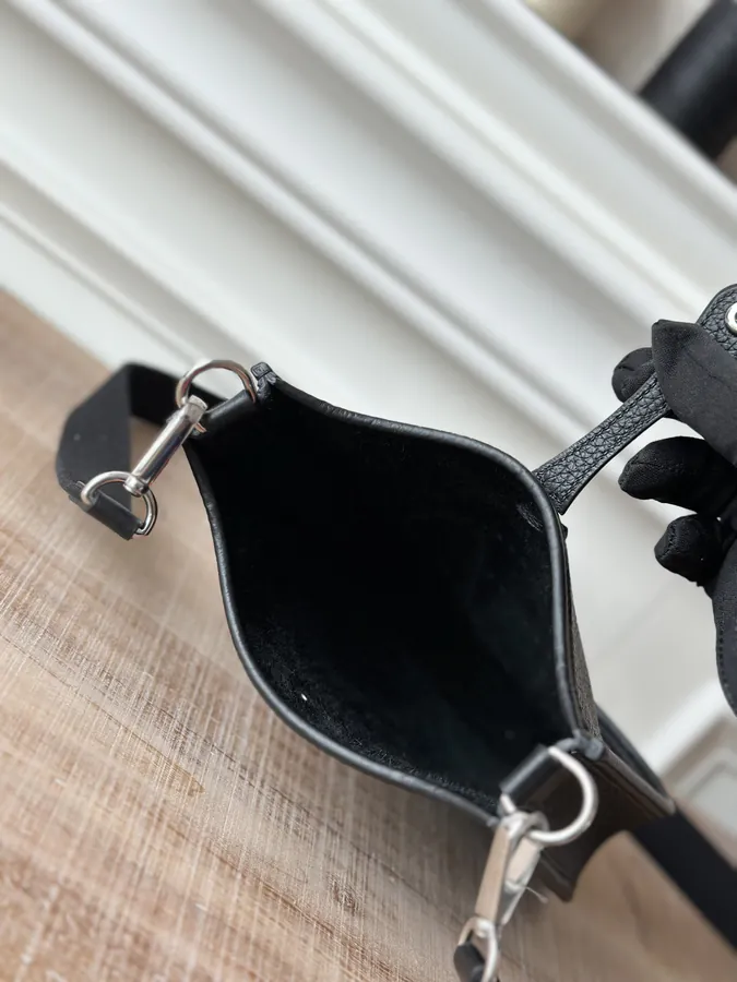 Handmade Evelyne Mini Black with Silver Clasp