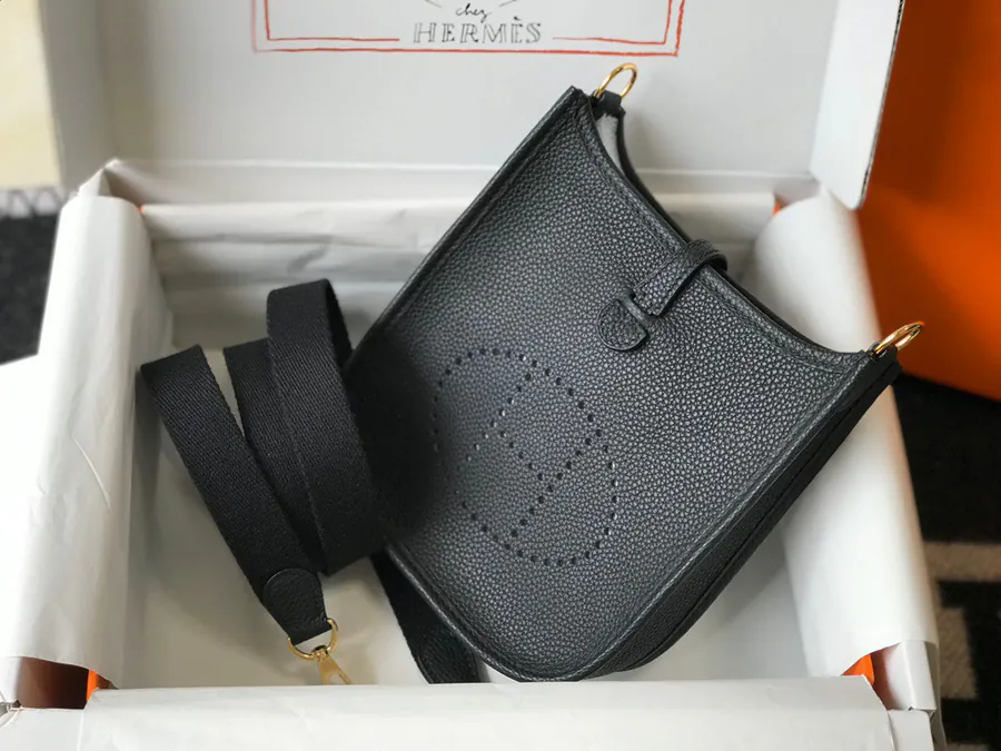 Evelyne Handmade Bucket Bag 17Cm