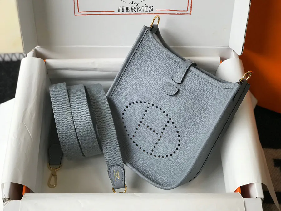 Evelyne Handmade Bucket Bag