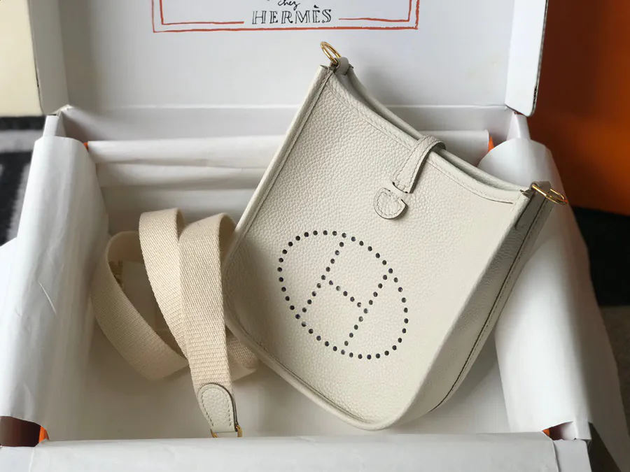 Evelyne Handmade Bucket Bag