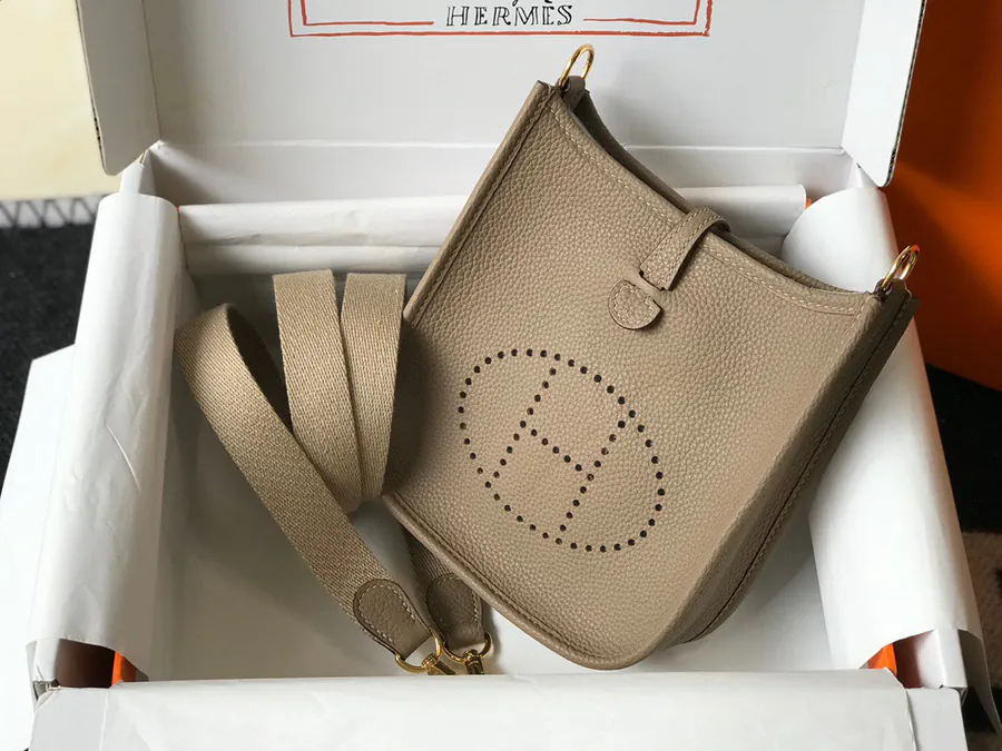 Evelyne Handmade Bucket Bag