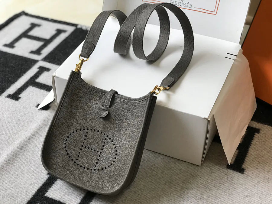 Semi Handmade P650 Togo