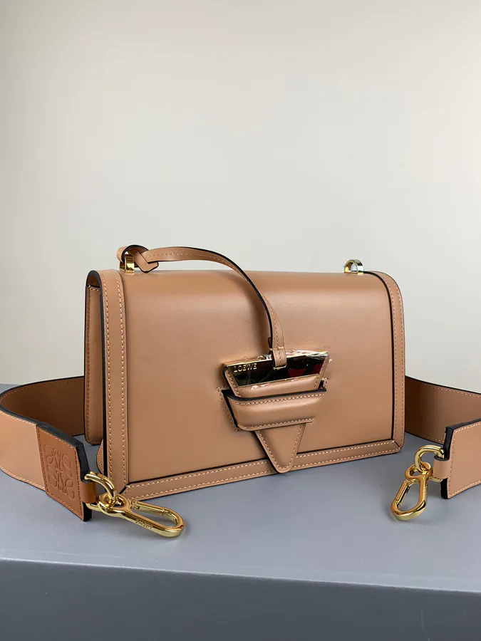 Loe Triangle Bag Premium Quality