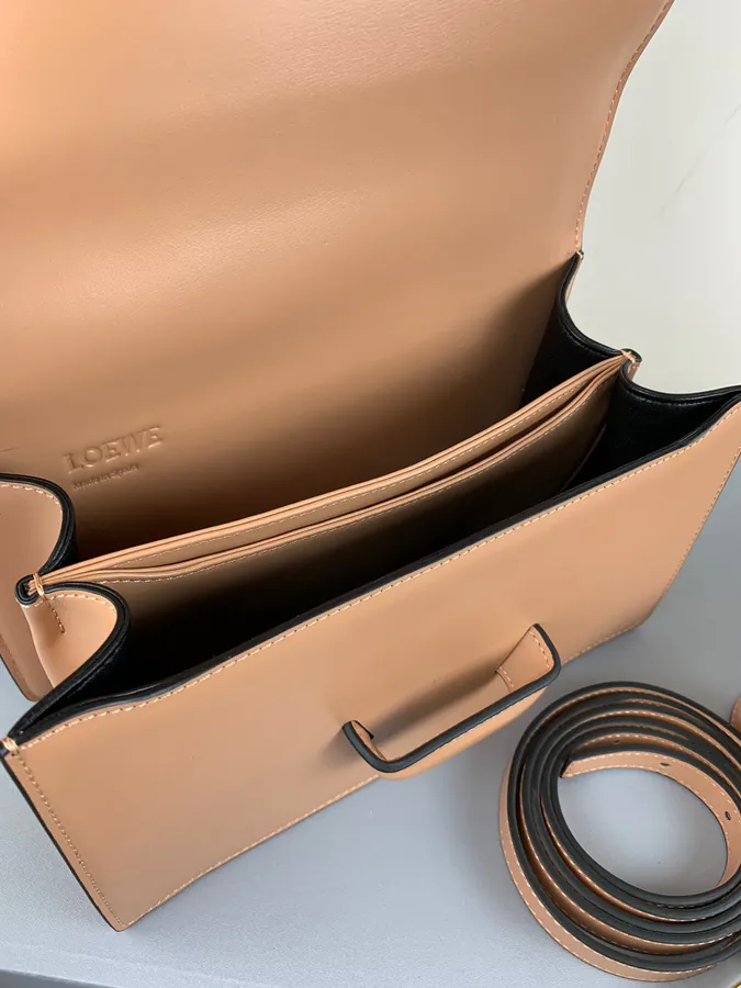 Loe Triangle Bag Premium Quality