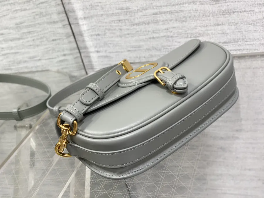 Bobby Series P650 Handmade Bucket Bag
