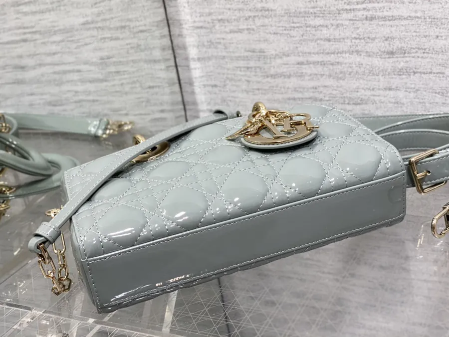 P650 Rock Grey Painted Calfskin Bucket Bag