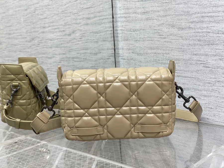 Premium Quality, Ready Stock P800 Mini Postman Bag with Classic Check Pattern