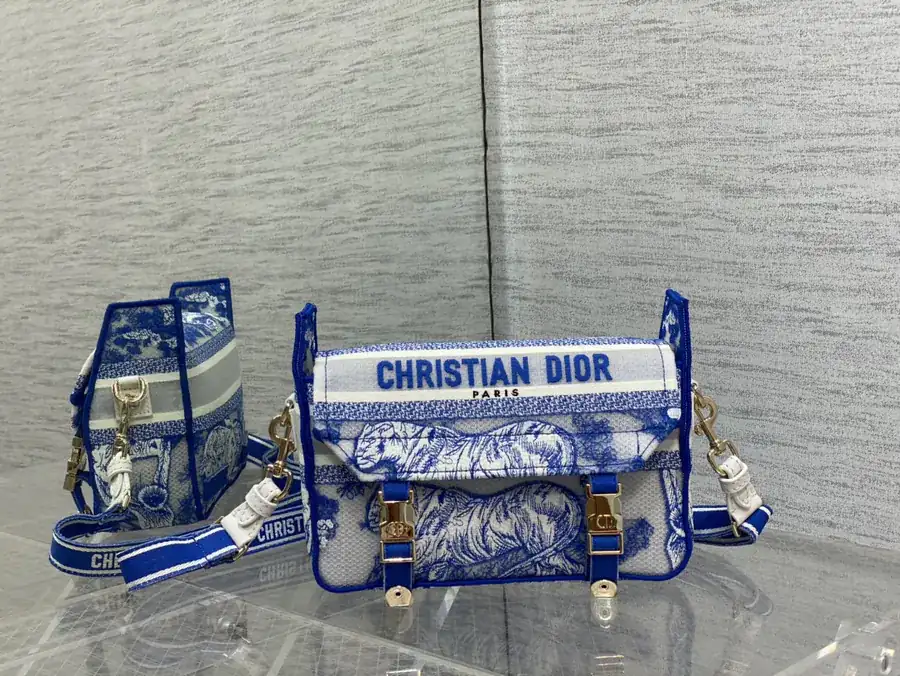 P600 Tiger Hollow Postman Bag Mini Size
