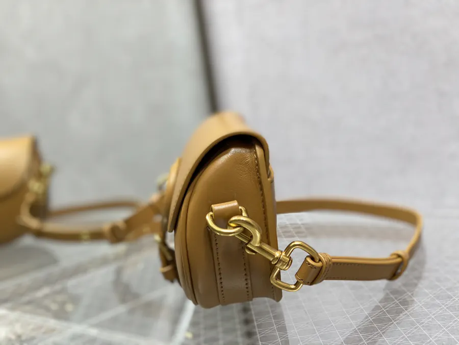 Bobby Series P600 Handbag Premium Quality