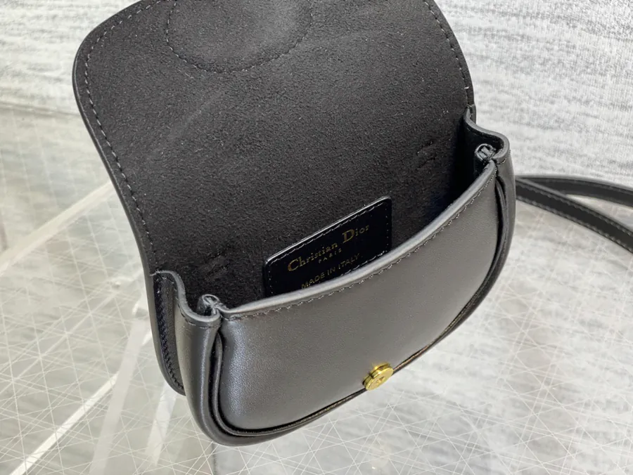 Premium Quality New Arrival‼️ P400 Bobby Micro Series Handbag