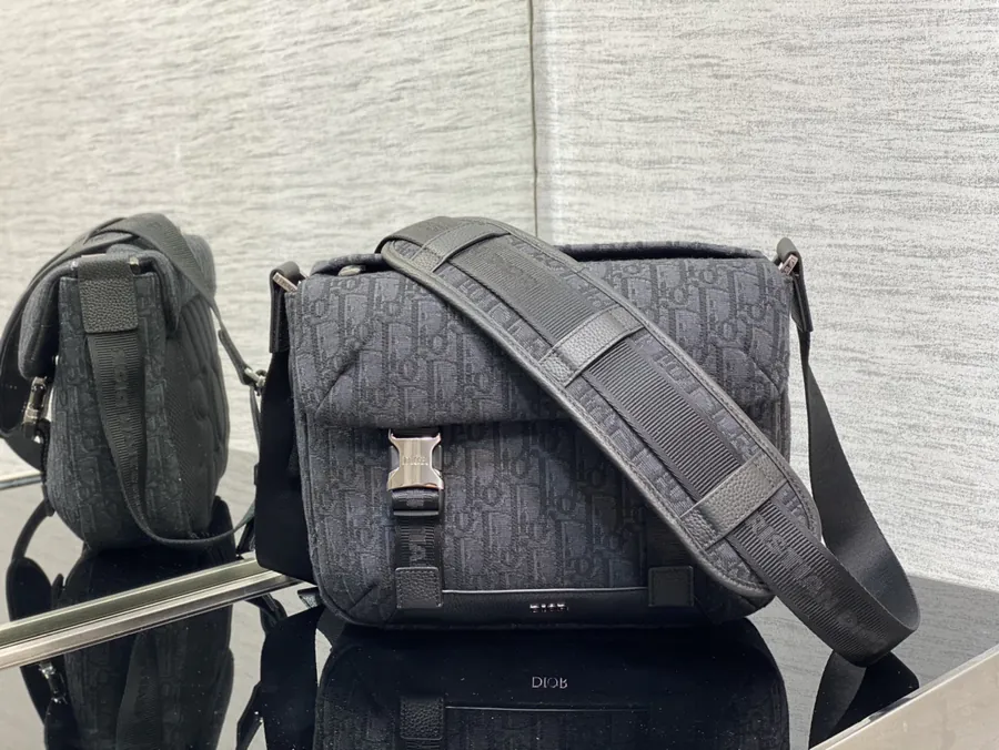 Explorer Messenger Bag Black Tech Fabric with Oblique Mirage Print