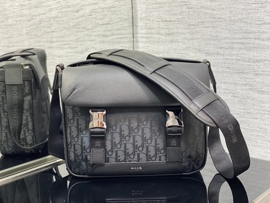 Explorer Messenger Bag Premium Quality, Black Tech Fabric with Oblique Mirage Print