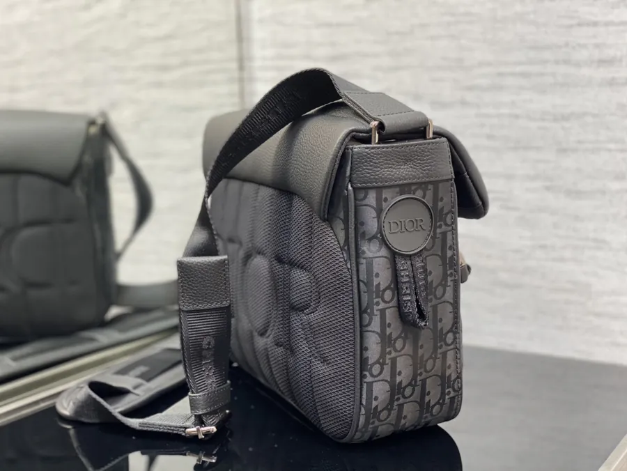 Explorer Messenger Bag Premium Quality, Black Tech Fabric with Oblique Mirage Print
