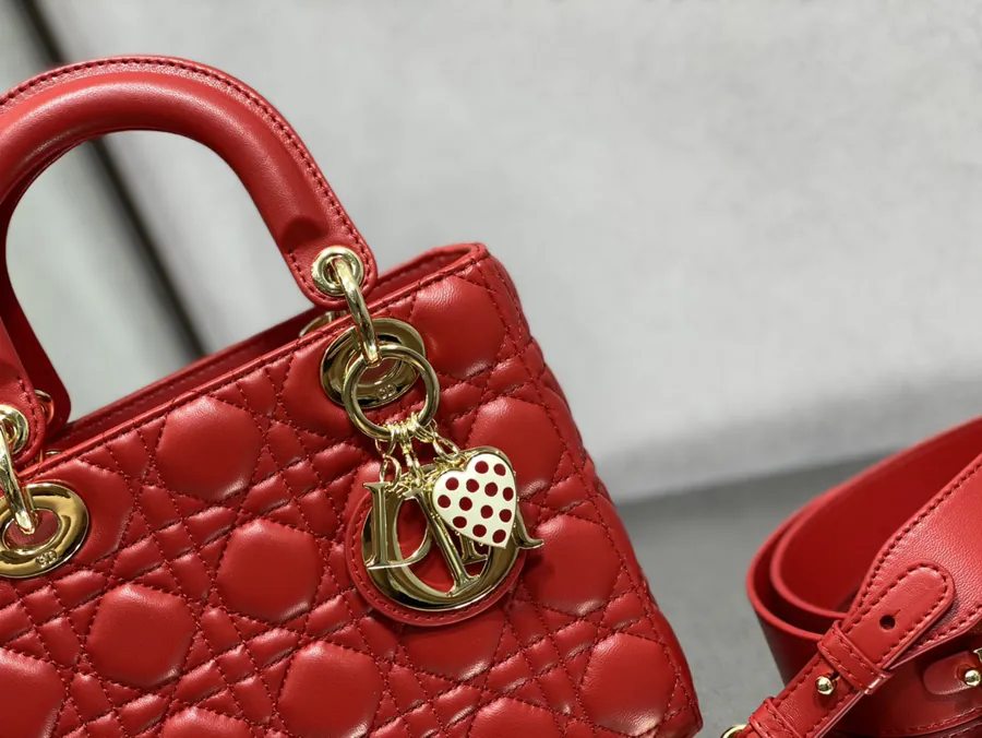 P730 Lady Four Compartment Red Xixi Edition