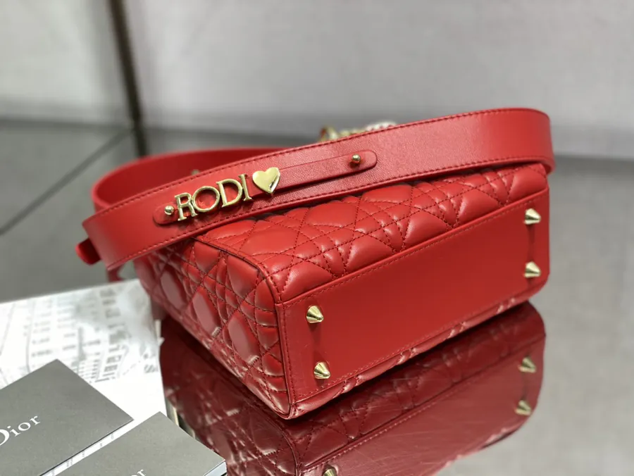 P730 Lady Four Compartment Red Xixi Edition