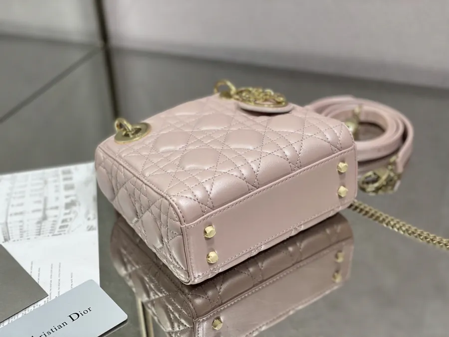 Premium Quality P600 Lady Three Compartment Glossy Sheepskin Bag