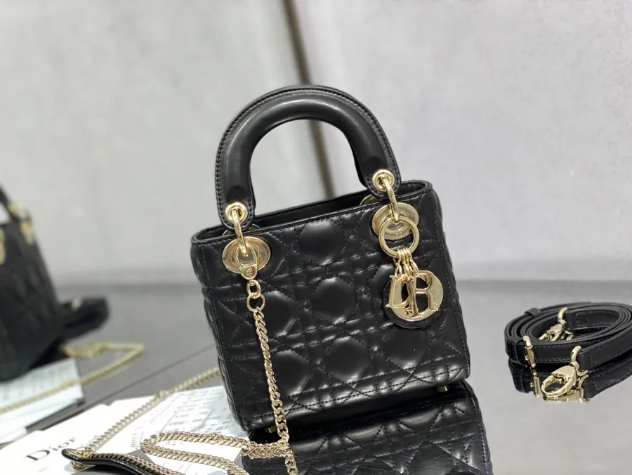 Premium Quality P600 Lady 3 Compartment Grained Calfskin Bag