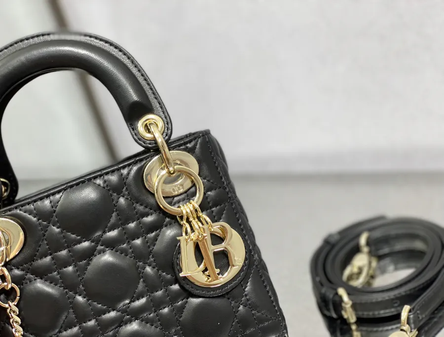 Premium Quality P600 Lady 3 Compartment Grained Calfskin Bag