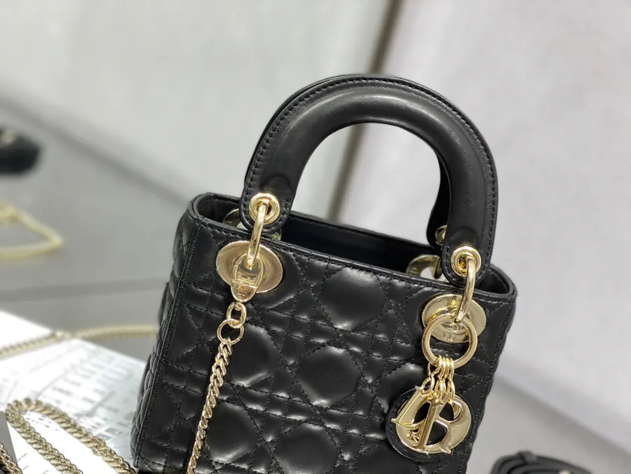 Premium Quality P600 Lady 3 Compartment Grained Calfskin Bag