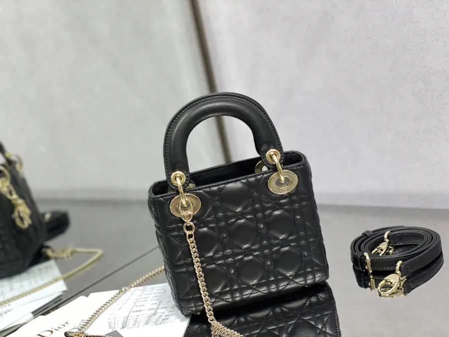 Premium Quality P600 Lady 3 Compartment Grained Calfskin Bag