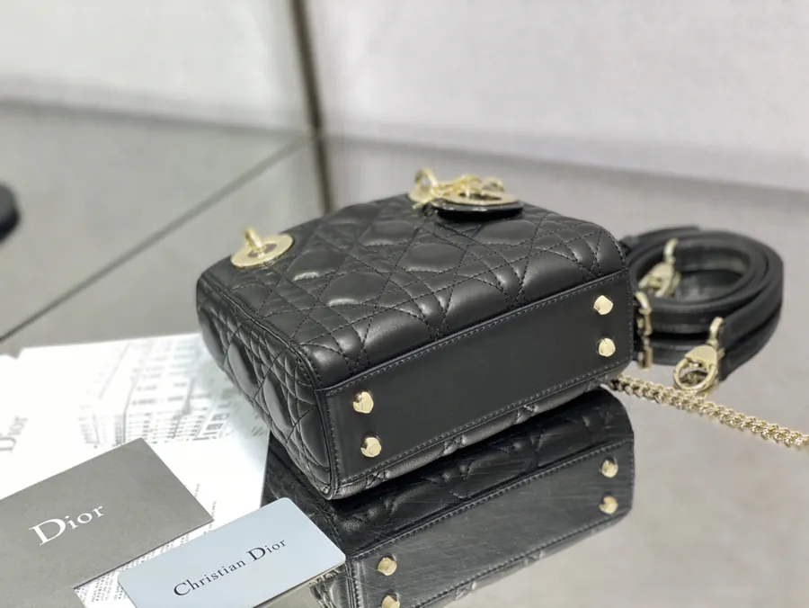 Premium Quality P600 Lady 3 Compartment Grained Calfskin Bag