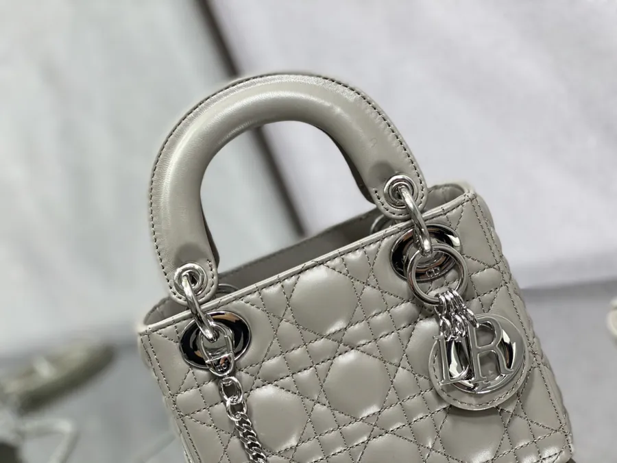 Premium Quality P600 Lady Three Compartment Bag in Grey Sheepskin