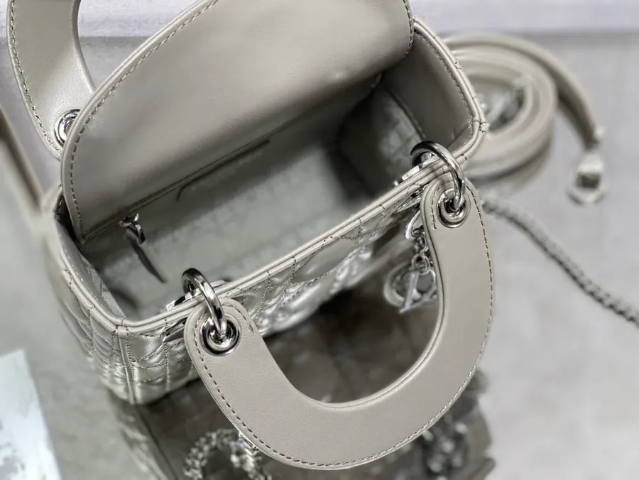 Premium Quality P600 Lady Three Compartment Bag in Grey Sheepskin