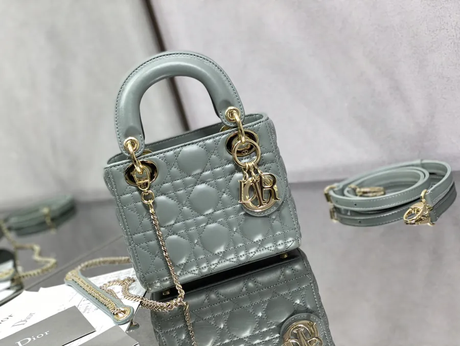 Premium Quality P600 Lady 3 Compartment Rock Gray Sheep Buckle Bag
