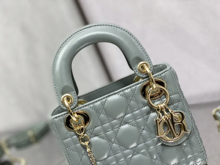 Premium Quality P600 Lady 3 Compartment Rock Gray Sheep Buckle Bag