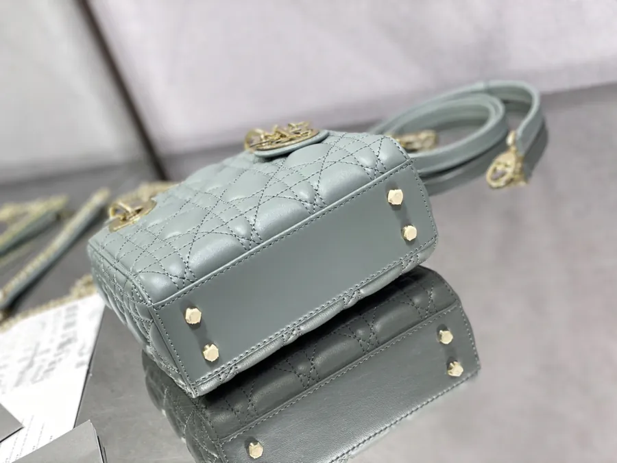 Premium Quality P600 Lady 3 Compartment Rock Gray Sheep Buckle Bag