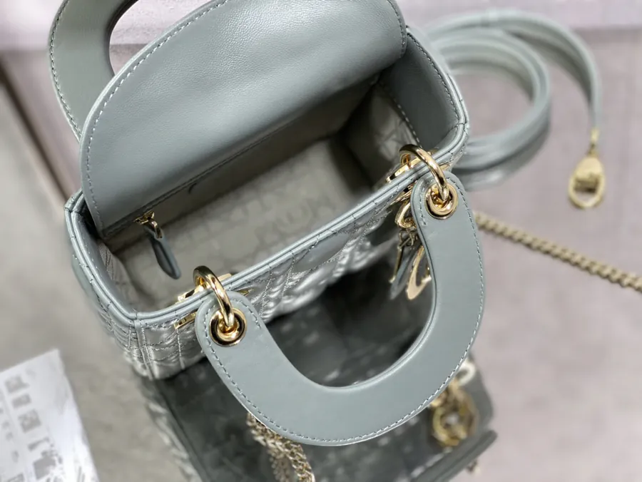 Premium Quality P600 Lady 3 Compartment Rock Gray Sheep Buckle Bag