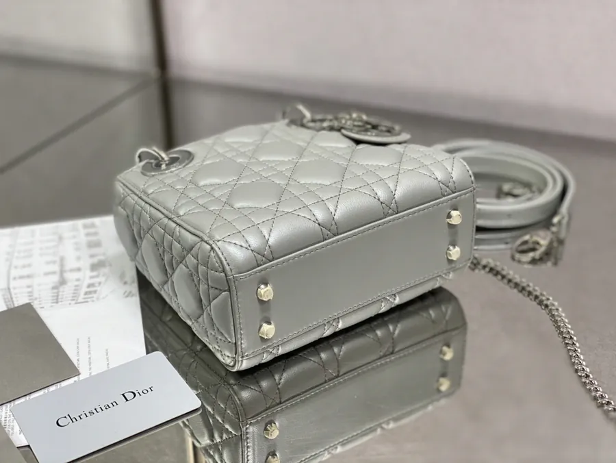 P600 LADY Grained Lambskin Tote with Double Straps