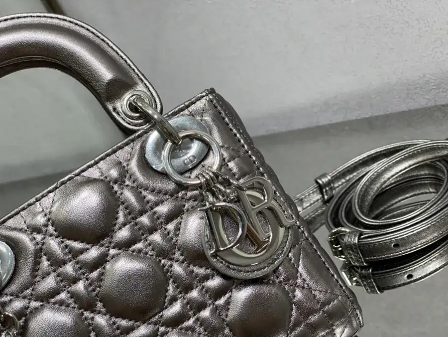 P600 Lady Metallic Color Bucket Bag