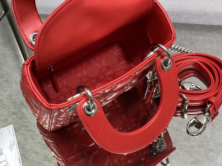 Premium Quality P600 Lady Three Compartment Red Silver Handbag