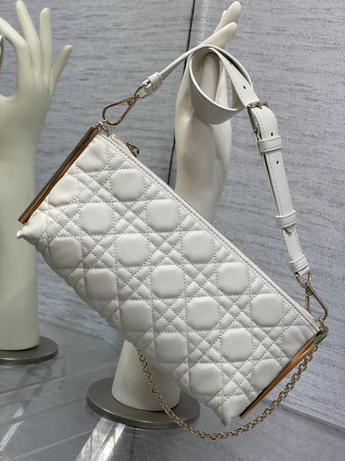 D!or Club Bucket Bag in White