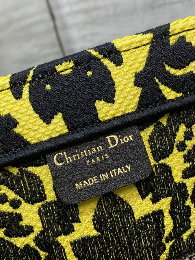 P500 Mini Tote Early Spring Flame Pattern