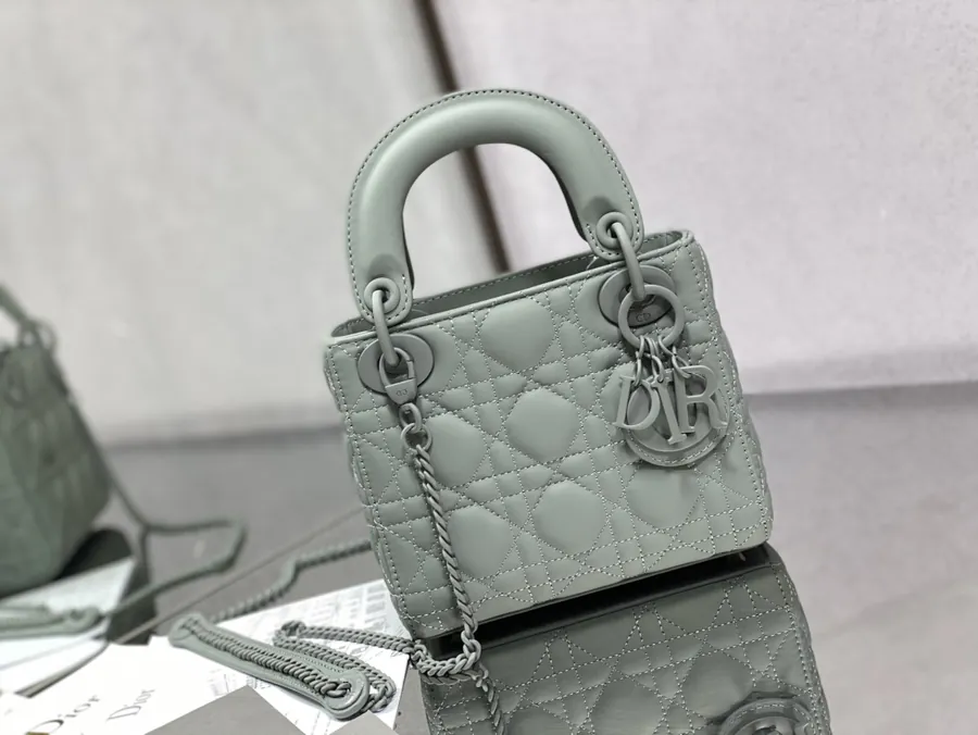 P600 Lady Three Compartment Matte Leather Bag