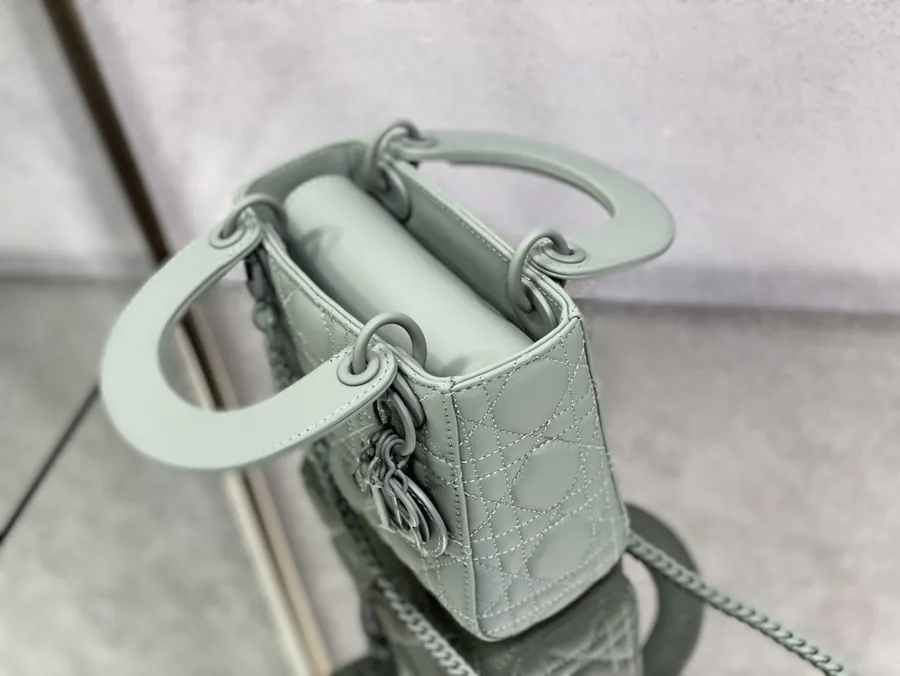 P600 Lady Three Compartment Matte Leather Bag