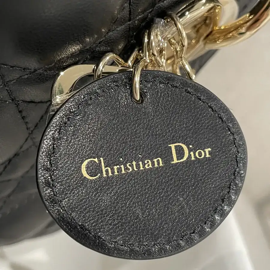 P600 Premium Quality CD 17cm Lamb Black Gold Handbag