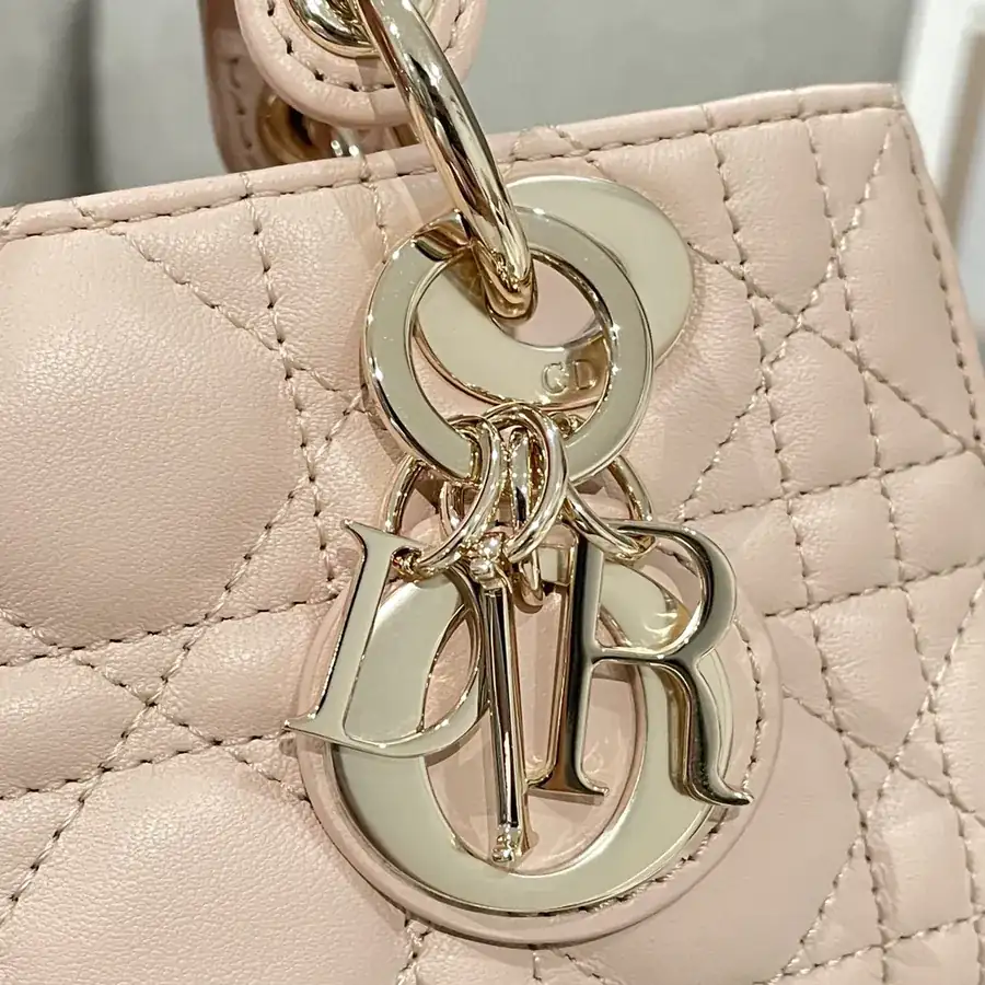 P600 D Joy 16cm Bucket Bag