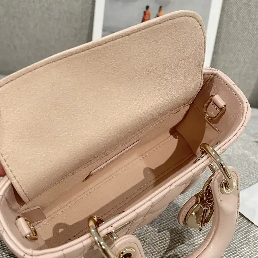 P600 D Joy 16cm Bucket Bag