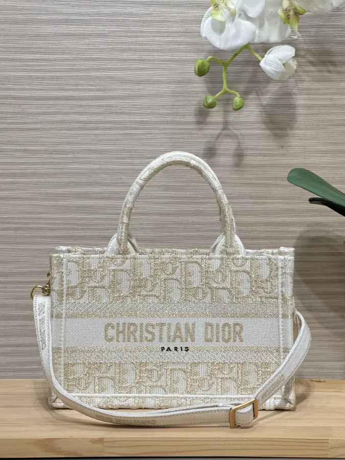 P480 Mini Tote Gold Monogram