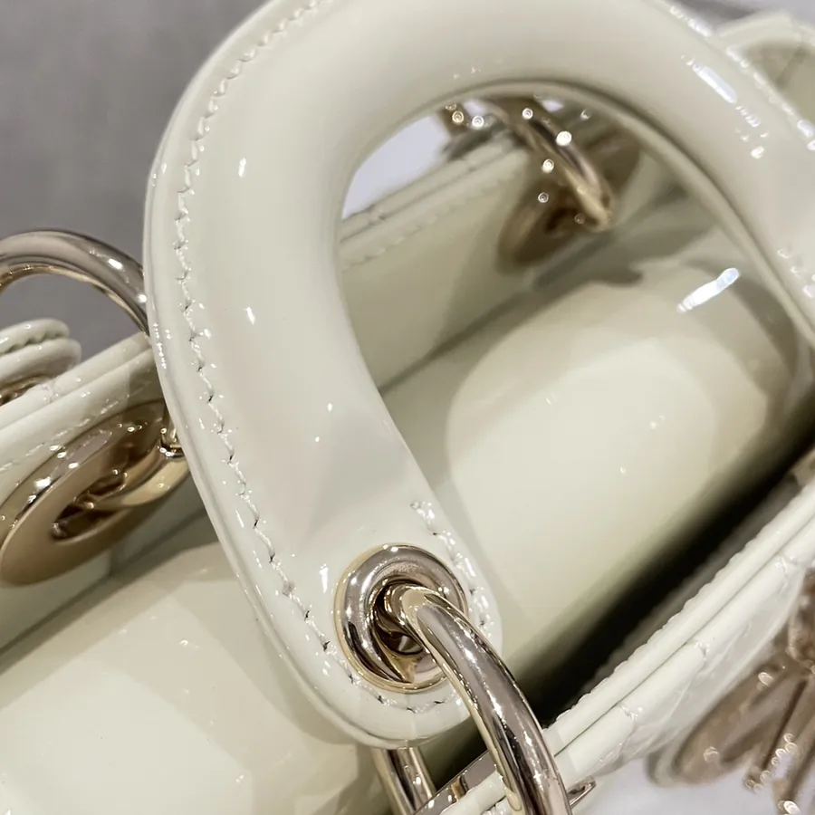 P600 Joy 16 Mini Crystal Clear Glossy Calfskin
