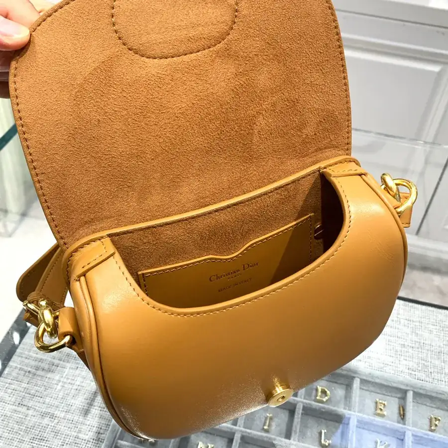 P600 Premium Quality CD Small Bucket Bag in Caramel