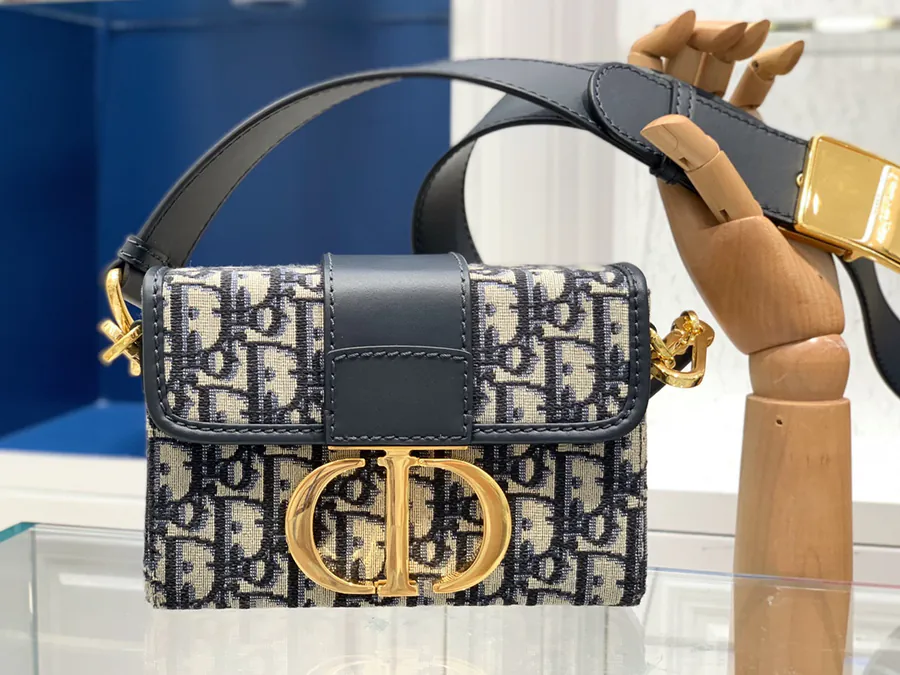 P600 Premium Quality Montaigne Box Monogram