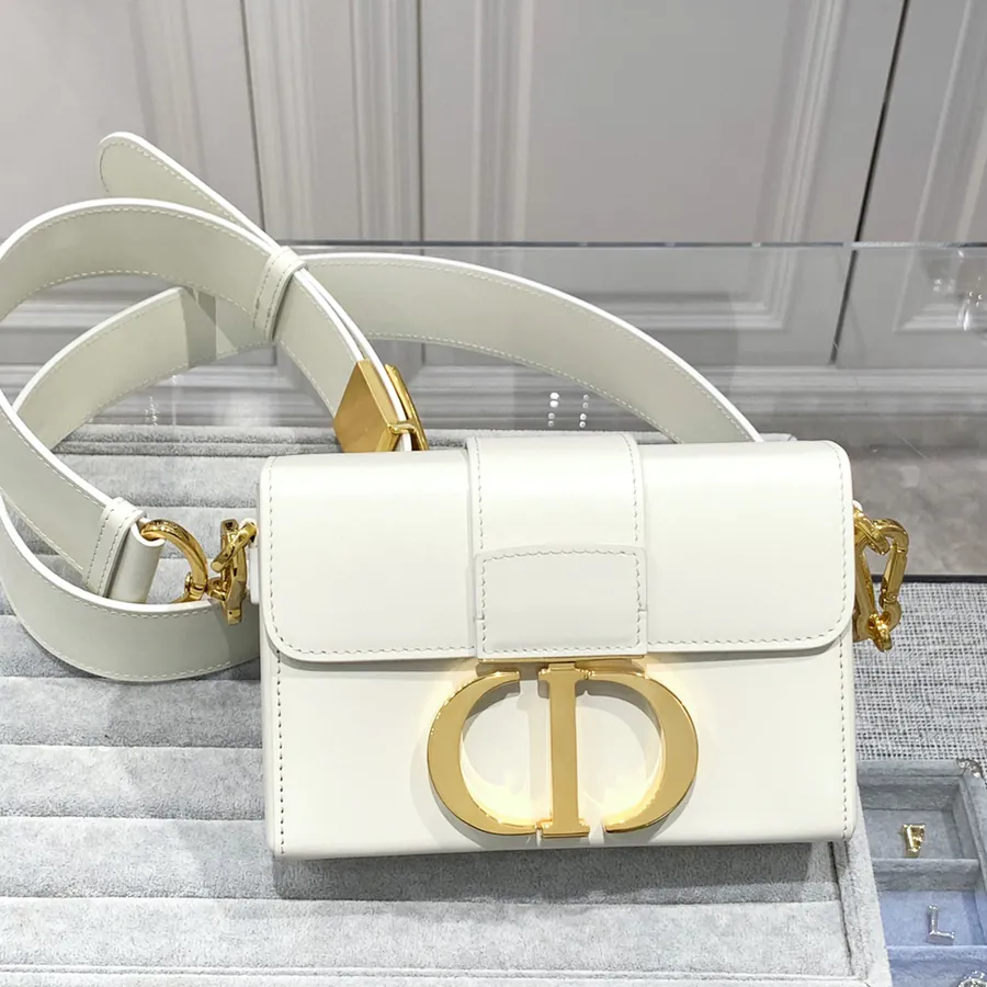 P680 Premium Quality Montaigne Box in White