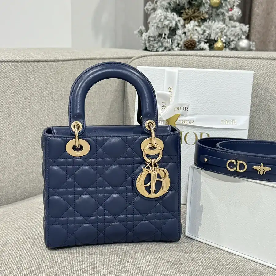 P700 Premium Quality Bucket Bag with Blue Calfskin
