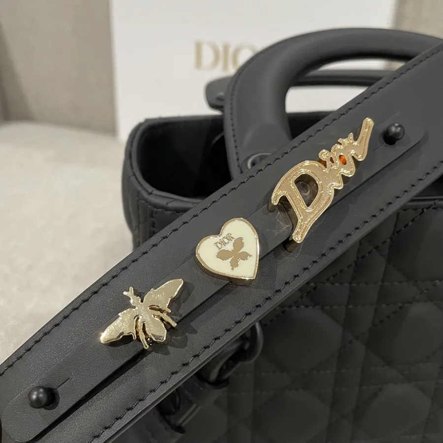 P700 Premium Quality CD 20cm Matte Black Bucket Bag