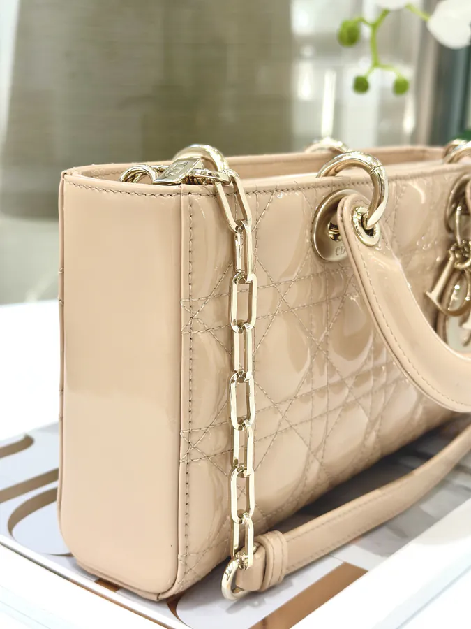 D Joy 26cm Bucket Bag in Pink