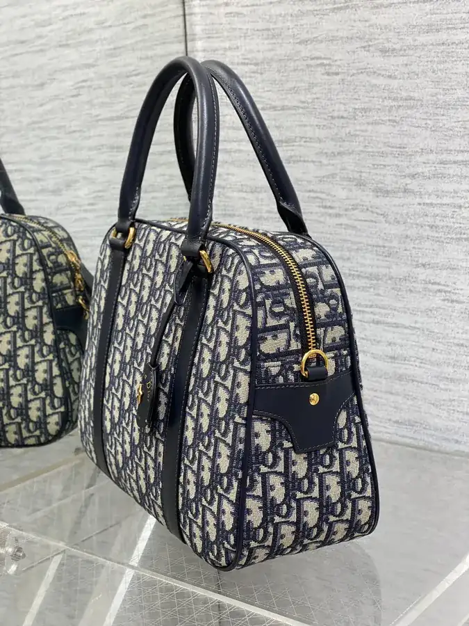 D Vibe Bowling Bag Large Casual Sport Style